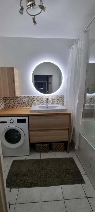Appartement Cosy Pres Du Rer Chessy  Eksteriør billede